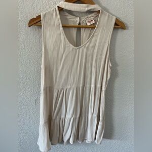 Mossimo flowy cream blouse